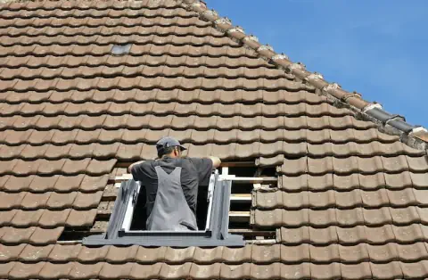 Pose de velux - Montréal-la-Cluse